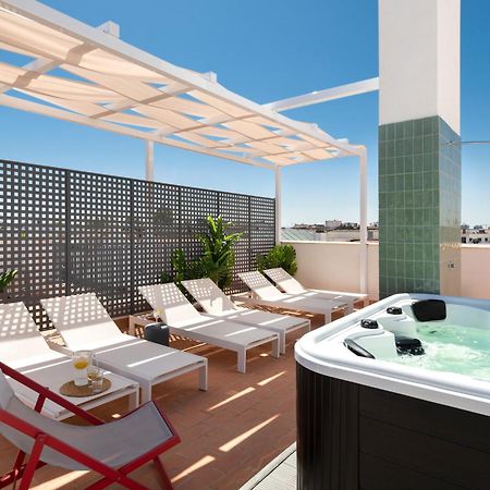 Magno Apartments San Gil - Shared Jacuzzi Séville Extérieur photo